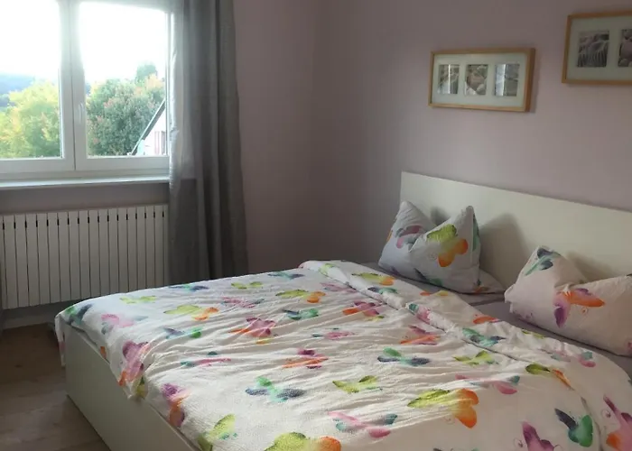 Appartement Mit 3 Schlafzimmern, Erdgeschoss, Zentral *